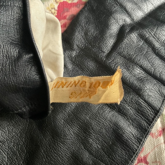 Vintage 1950s Black Leather Gloves Made by Regency for Alexander’s Brand.7 1/2 - Picture 5 of 8